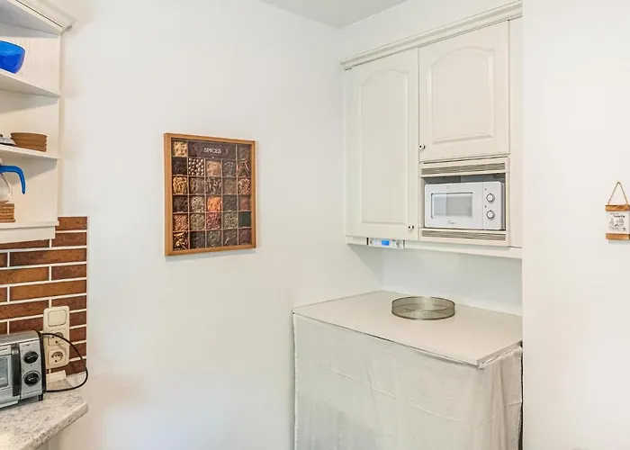 Apartment Awesome In *